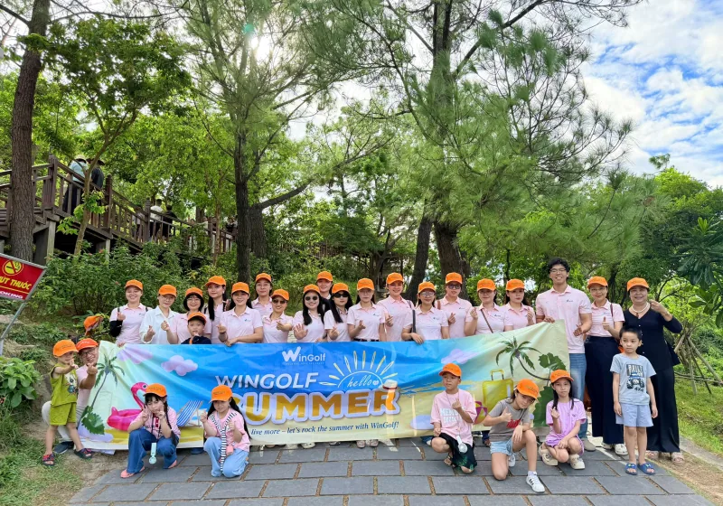 WinGolf team on a company outing in Vietnam