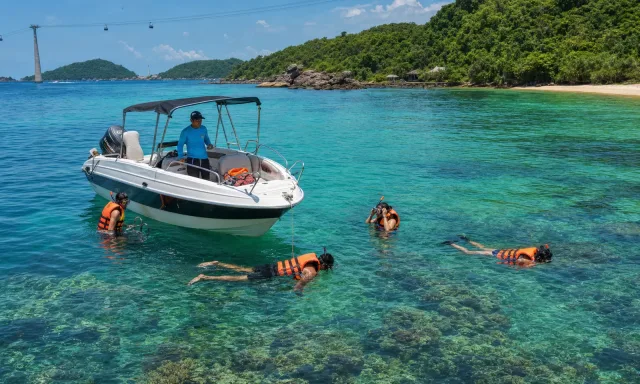 Phu Quoc Snorkeling & Island Tour