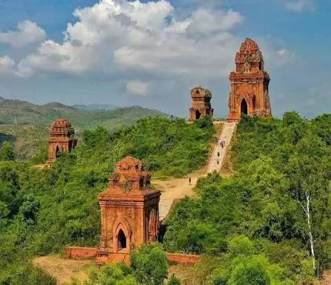 Quy Nhon Cultural Tour: Tay Son & Twin Towers