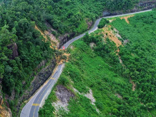 Nha Trang to Da Lat Scenic Transfer Tour