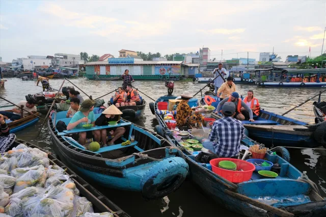 Authentic Mekong Delta: Ho Chi Minh City – Can Tho – Cai Rang Floating Market – Ben Tre