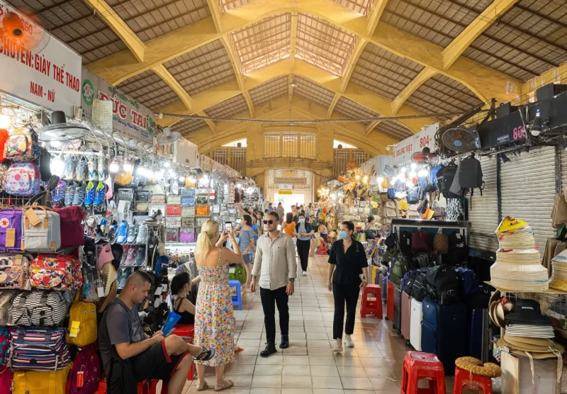 Saigon Shopping & Tailoring Tour 4