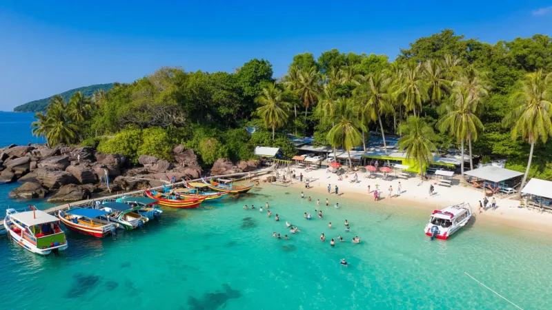 Phu Quoc 3-Island Tour by Speedboat & Cable Car 4