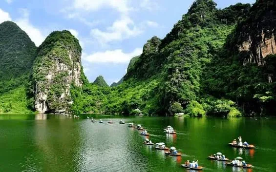 Vietnam Classic North: Hanoi – Ninh Binh – Ha Long Bay 3