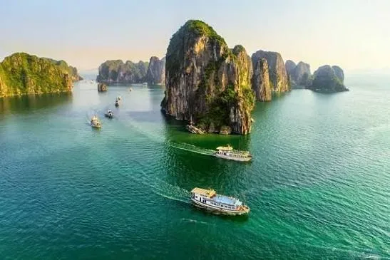 Vietnam In Sight: Journey from Hanoi to Ho Chi Minh City 4