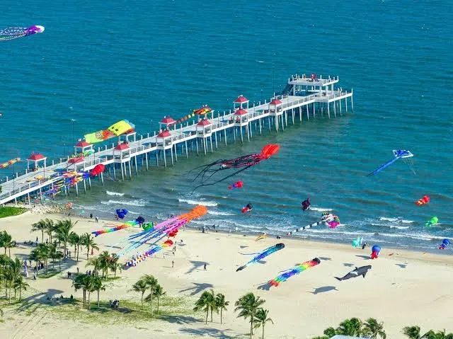Vung Tau & Ho Tram Beach Resort: Blue Sea – Resort – Seafood 4