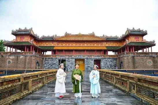 Hue Imperial & Spiritual: The Citadel – Royal Tombs – Thien Mu Pagoda – Perfume River 4