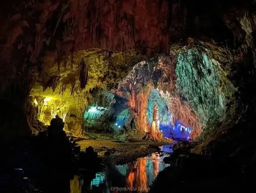 Ban Gioc Waterfall & Nguom Ngao Cave — Cao Bang Mountain Wonder 3