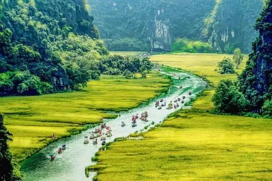 Private Ninh Binh Countryside Tour – Cycling Through Villages, Limestone Mountains & Local Culture 3