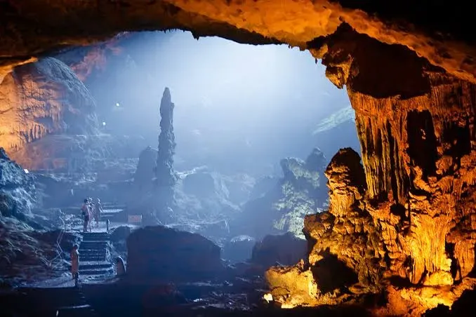 One-Day Halong Bay Cruise Tour 3