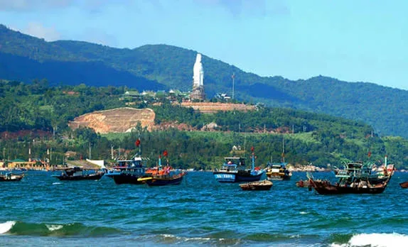 Da Nang City & Son Tra Peninsula Tour 2