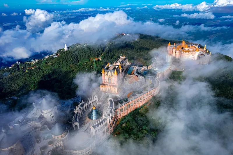 Ba Na Hills & Golden Bridge Full-Day Tour 4