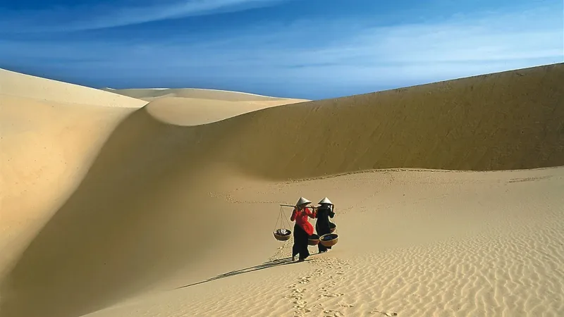 Mui Ne Sand Dunes & Beach Resort: Sand Dunes – Beach – Resort 4