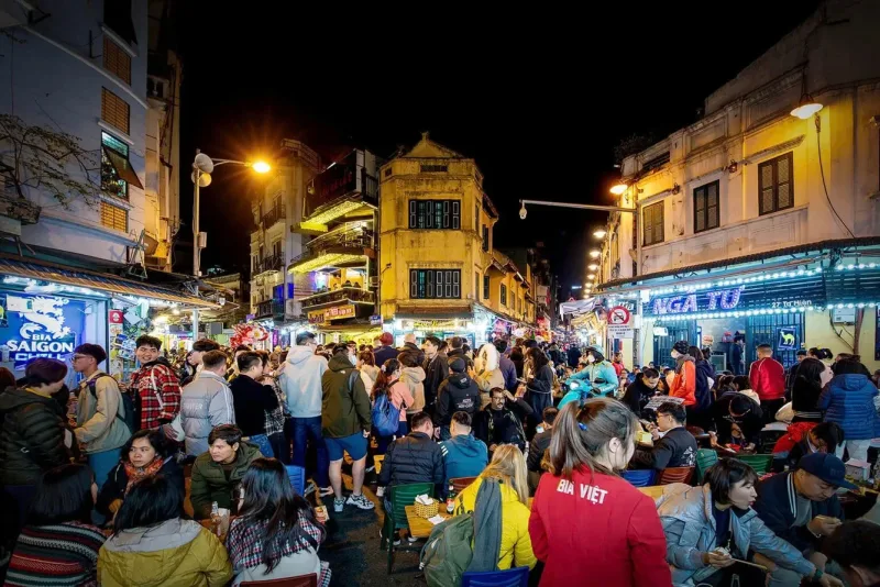 Hanoi Old Quarter Street Food Tour 4