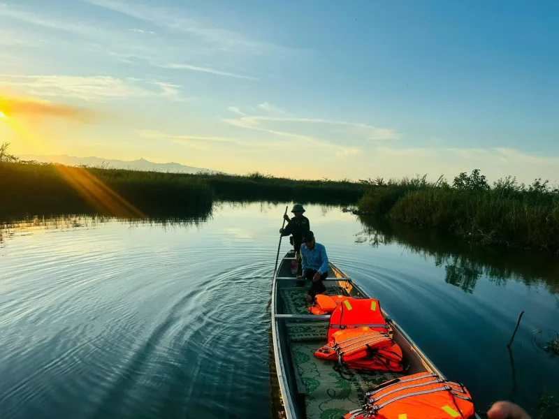 Tam Giang Lagoon Sunset Tour 3