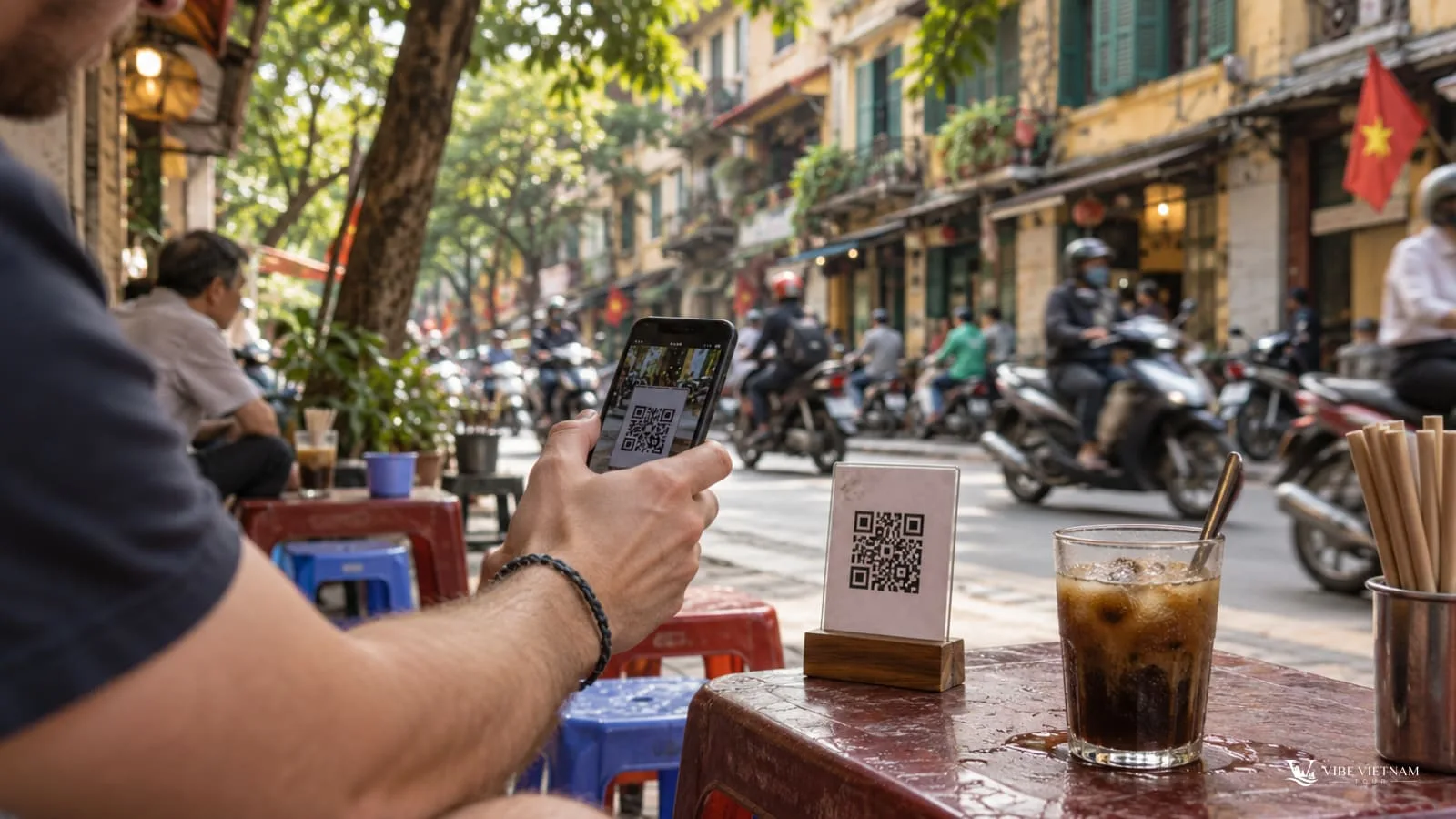 Payment Apps in Vietnam for Tourists: QR, Cards & Cash (2026)